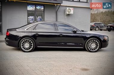 Седан Audi A8 2013 в Львове