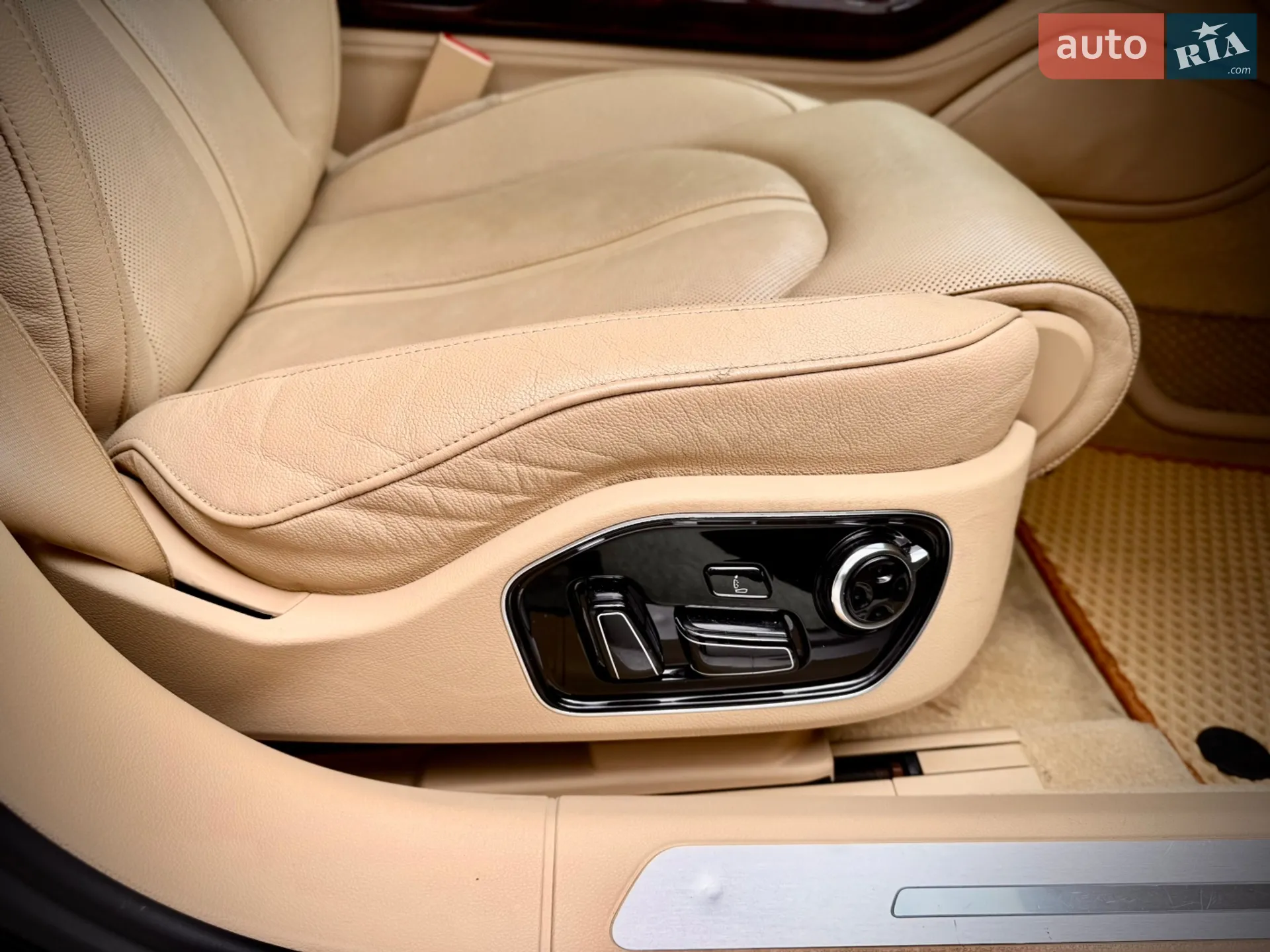 2013 Audi A8 - мініатюра 27