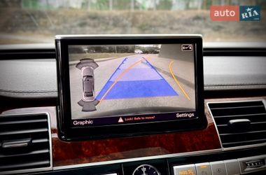 Седан Audi A8 2013 в Львове