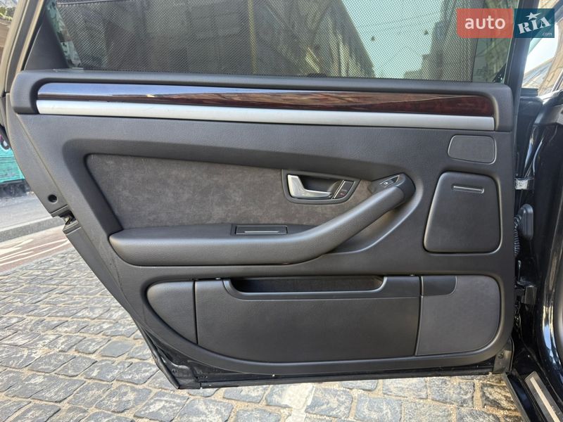 Седан Audi A8 2006 в Одессе