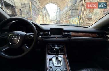 Седан Audi A8 2006 в Одессе