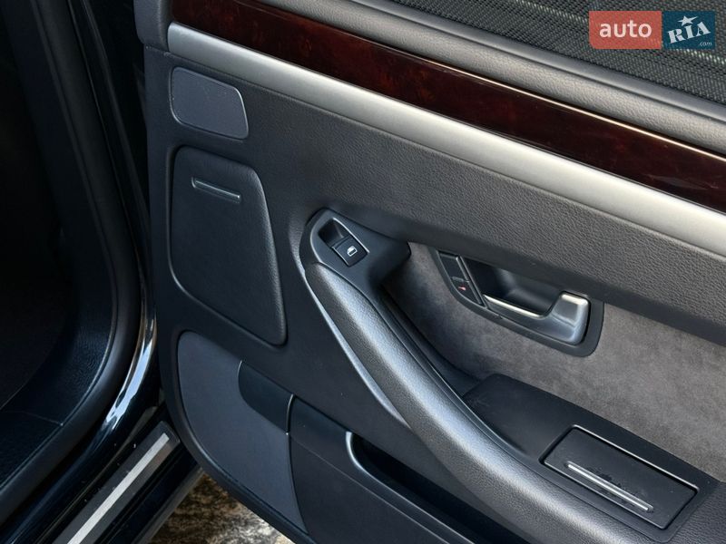 Седан Audi A8 2006 в Одессе