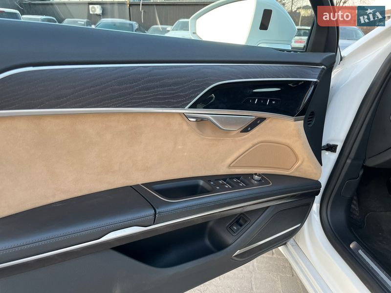 Седан Audi A8 2018 в Львове фото 12 Седан Audi A8 2018 в Львове