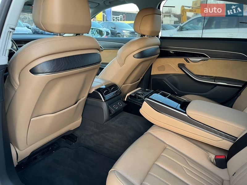 Седан Audi A8 2018 в Львове фото 15 Седан Audi A8 2018 в Львове