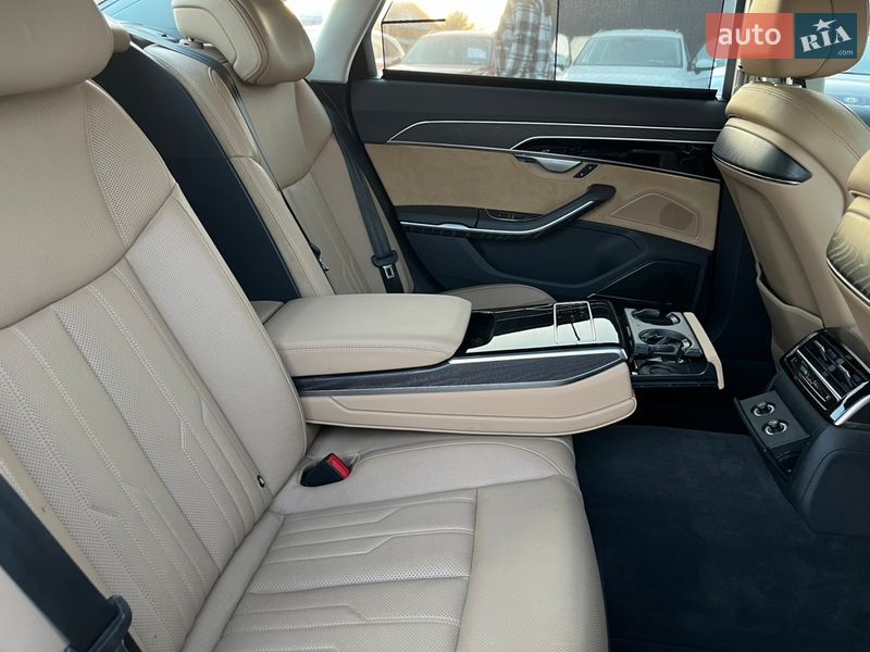 Седан Audi A8 2018 в Львове фото 20 Седан Audi A8 2018 в Львове