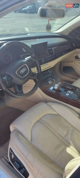 Седан Audi A8 2010 в Киеве