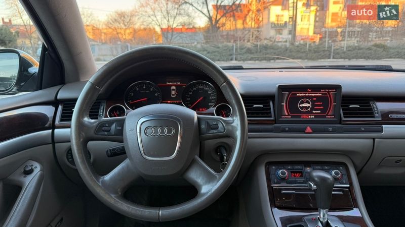 Седан Audi A8 2007 в Одесі