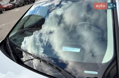 Седан Audi A8 2014 в Киеве