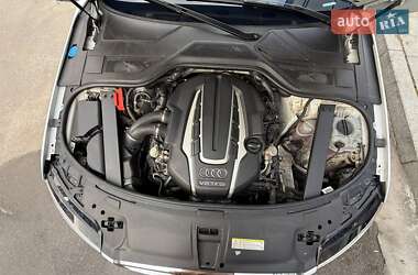 Седан Audi A8 2014 в Киеве