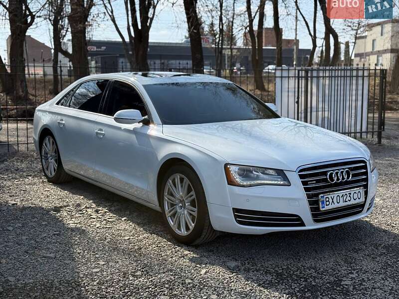 Седан Audi A8 2012 в Хмельницком