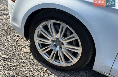 Седан Audi A8 2012 в Хмельницком