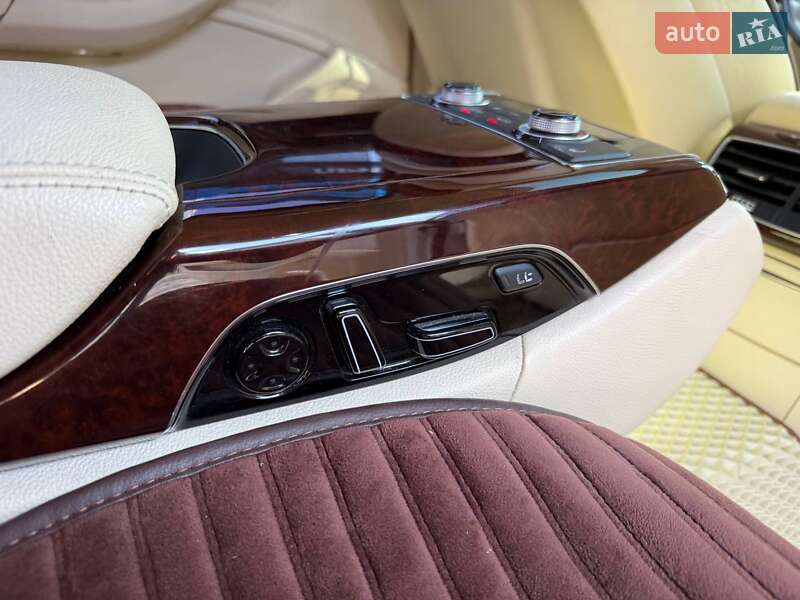 Седан Audi A8 2012 в Хмельницком