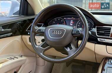 Седан Audi A8 2012 в Хмельницком