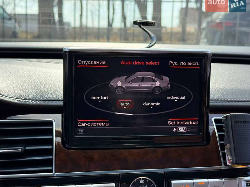 Седан Audi A8 2012 в Хмельницком