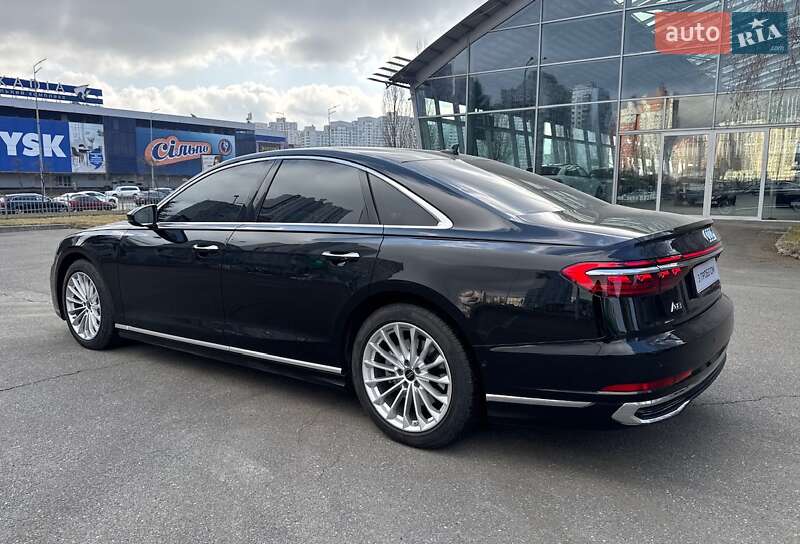Седан Audi A8 2025 в Києві