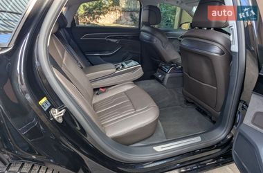 Седан Audi A8 2020 в Ровно