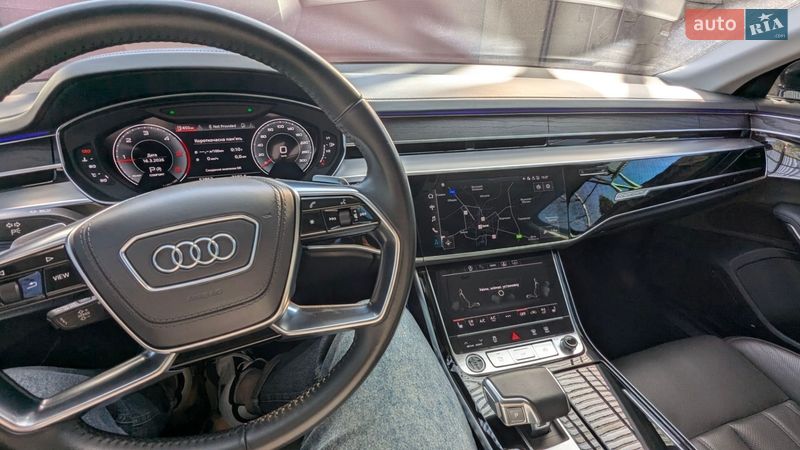 Седан Audi A8 2020 в Ровно