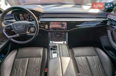 Седан Audi A8 2020 в Ровно