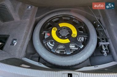Седан Audi A8 2020 в Ровно