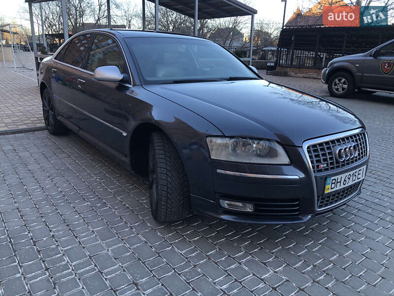 Audi A8 2006
