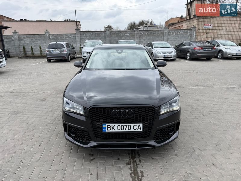 Седан Audi A8 2011 в Рівному