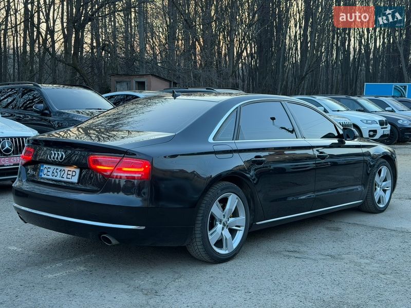 Седан Audi A8 2012 в Черновцах