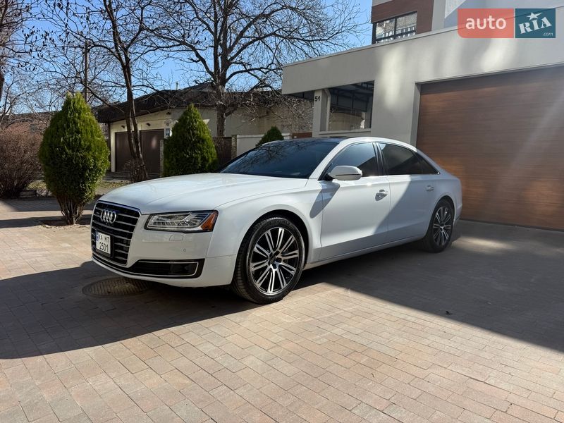 Audi A8 2015