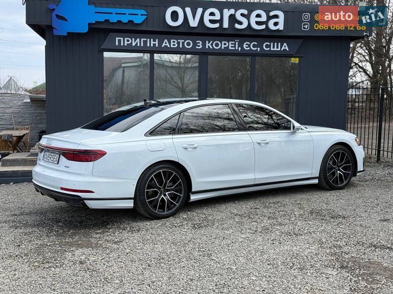 Седан Audi A8 2020 в Хмельницькому