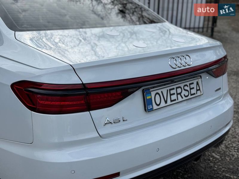 Седан Audi A8 2020 в Хмельницькому