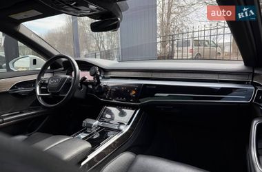Седан Audi A8 2020 в Хмельницькому
