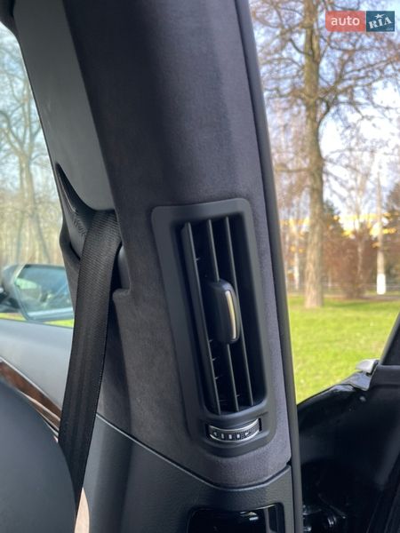Седан Audi A8 2013 в Кропивницком