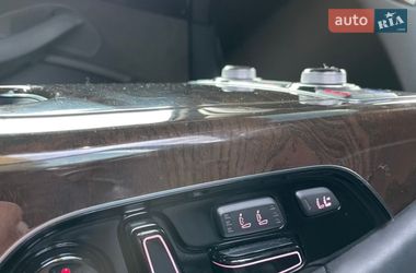 Седан Audi A8 2013 в Кропивницком