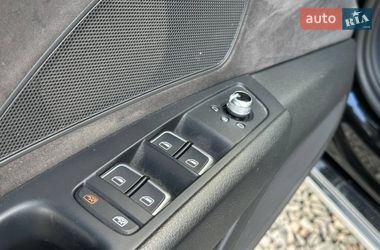 Седан Audi A8 2017 в Львове