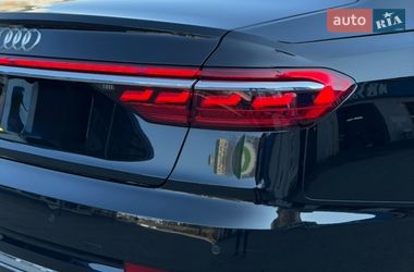 Седан Audi A8 2018 в Києві