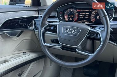 Седан Audi A8 2018 в Києві