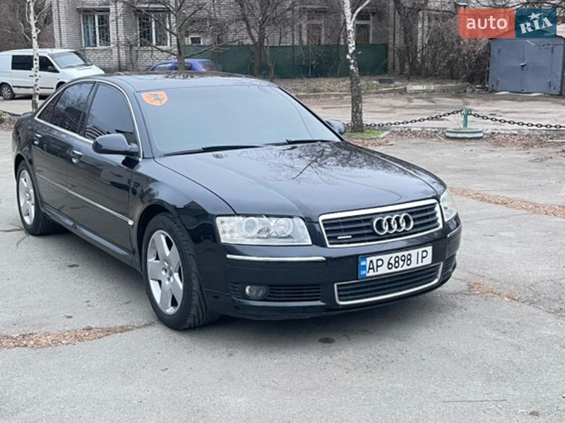 Audi A8 2004
