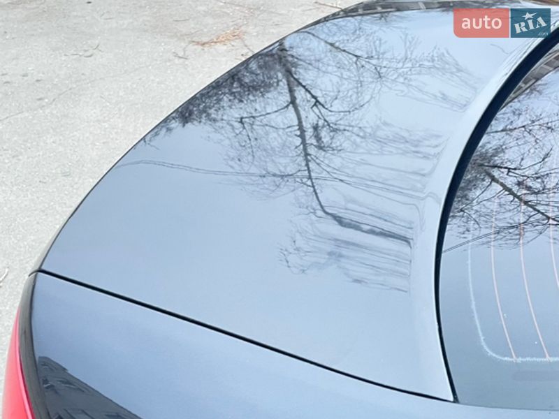 Седан Audi A8 2004 в Днепре