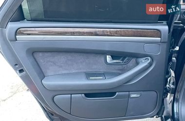 Седан Audi A8 2004 в Днепре