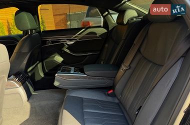 Седан Audi A8 2021 в Киеве