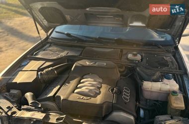 Седан Audi A8 1998 в Василькові