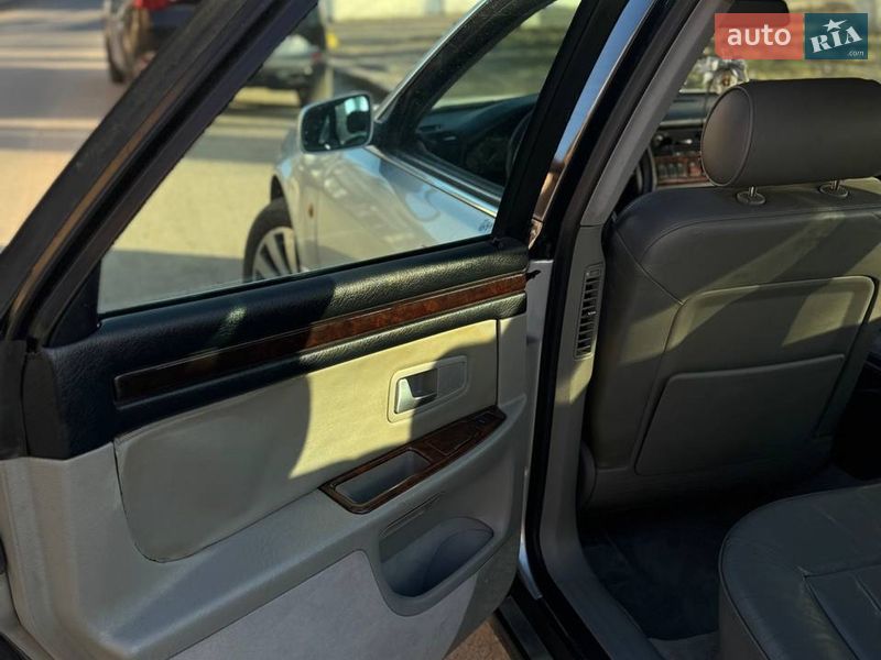 Седан Audi A8 1998 в Василькові