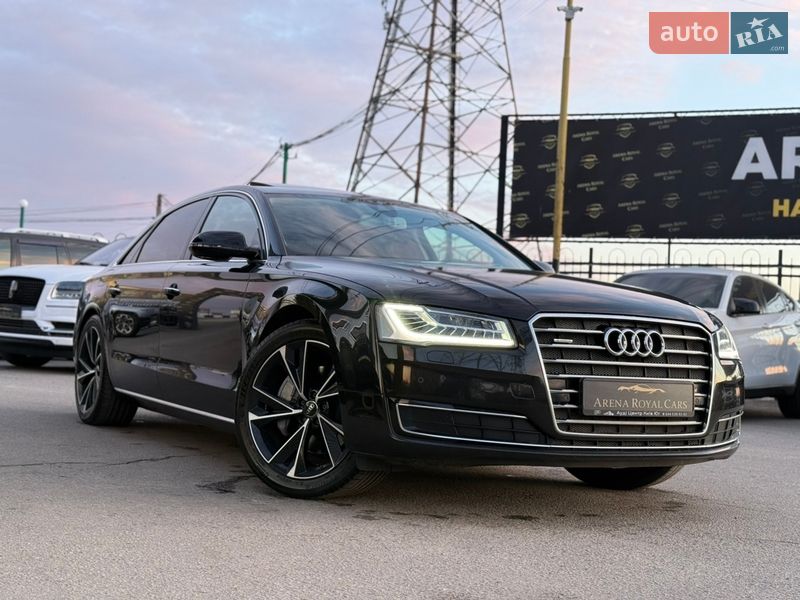 Седан Audi A8 2017 в Харкові