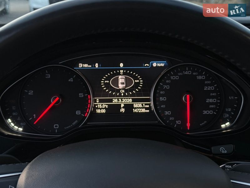 Седан Audi A8 2017 в Харкові
