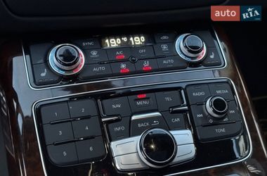 Седан Audi A8 2017 в Харкові