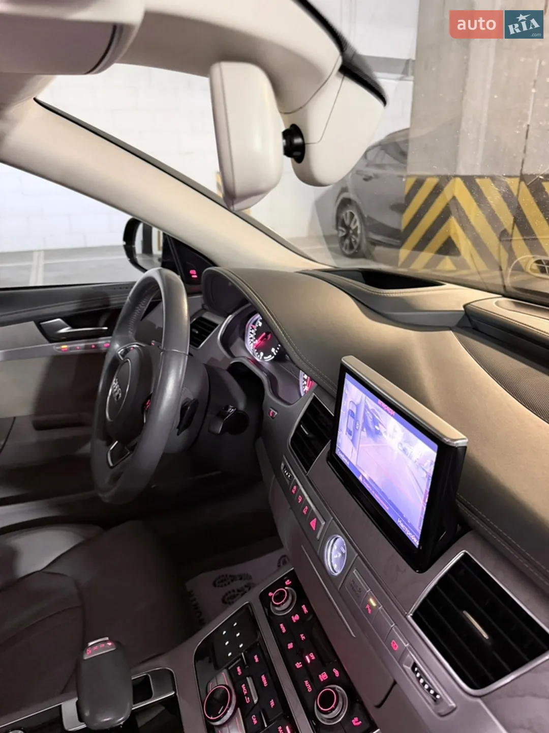 2015 Audi A8 - мініатюра 19
