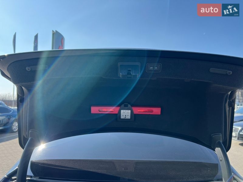 Седан Audi A8 2019 в Полтаве