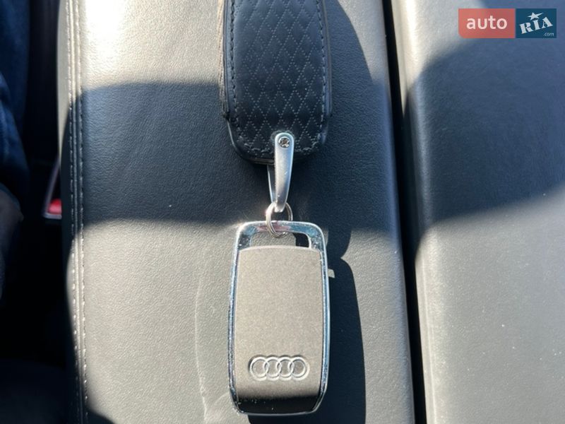 Седан Audi A8 2019 в Полтаве