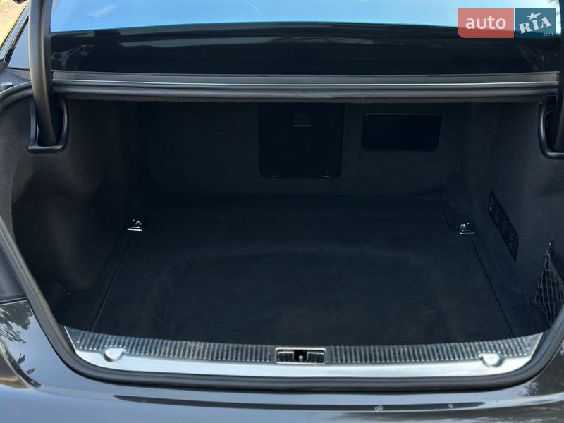 Седан Audi A8 2015 в Стрию фото 49 Седан Audi A8 2015 в Стрию