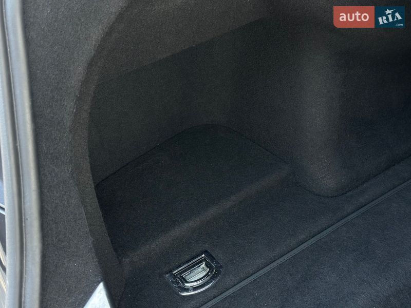 Седан Audi A8 2015 в Стрию фото 51 Седан Audi A8 2015 в Стрию