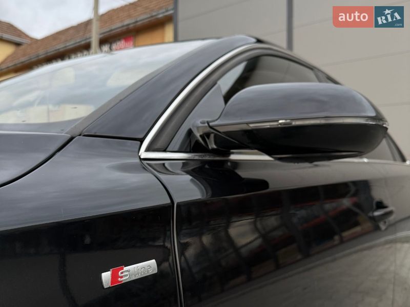 Седан Audi A8 2011 в Ивано-Франковске